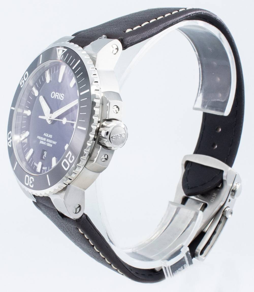 Oris Aquis Date 01-733-7730-4135-07-5-24-10EB Automatic 300M Men's Watch