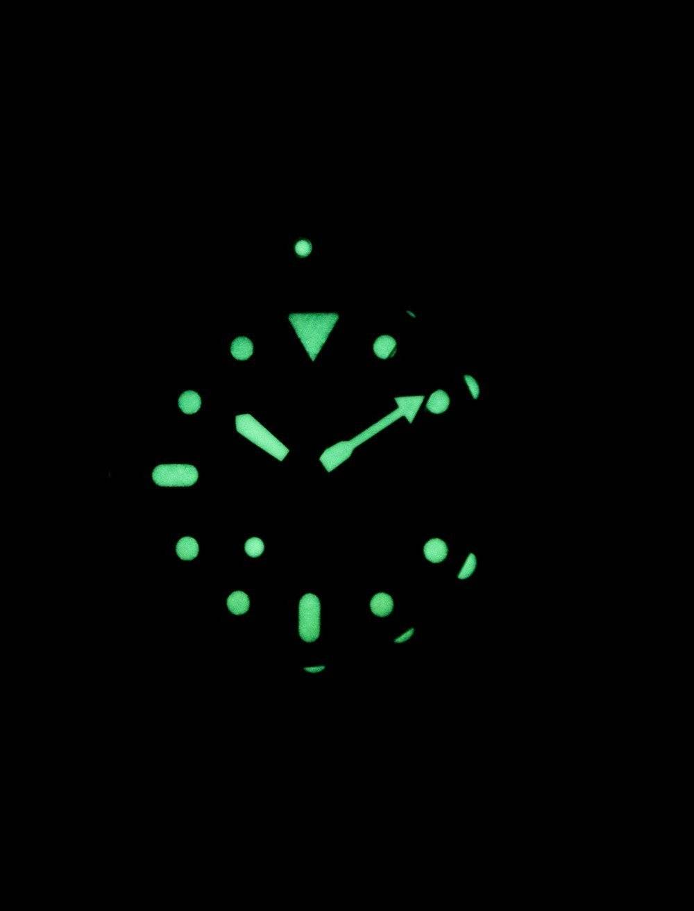Seiko Automatic Diver's SKX009 SKX009K1 SKX009K Men's Watch