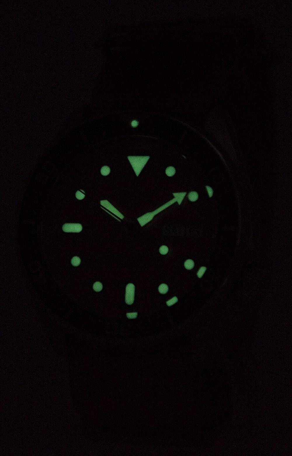 Seiko Automatic Diver's 200M NATO Strap SKX011J1-var-NATO7 Men's Watch