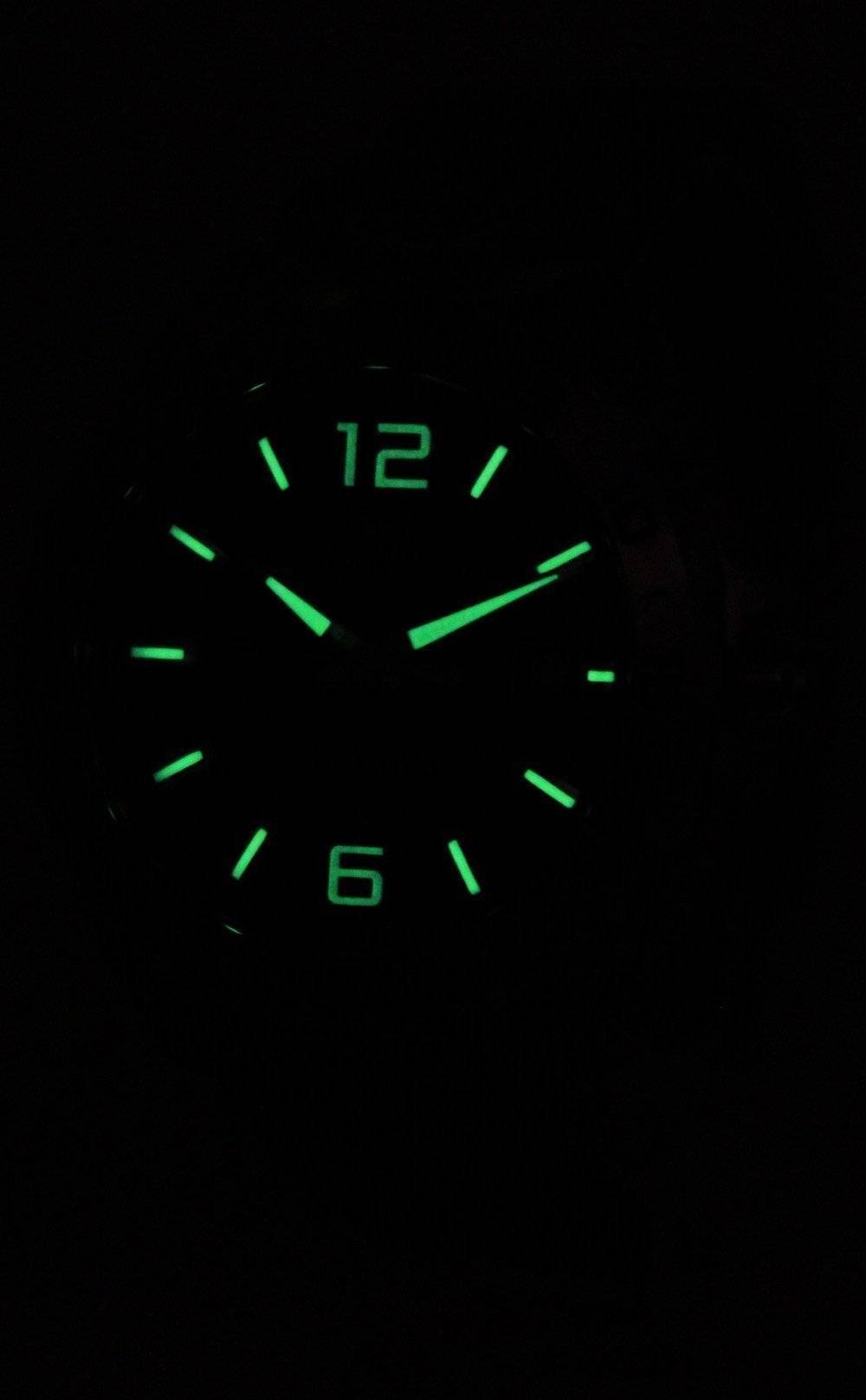 Tag Heuer Formula 1 200M WAZ1112.BA0875 Men's Watch