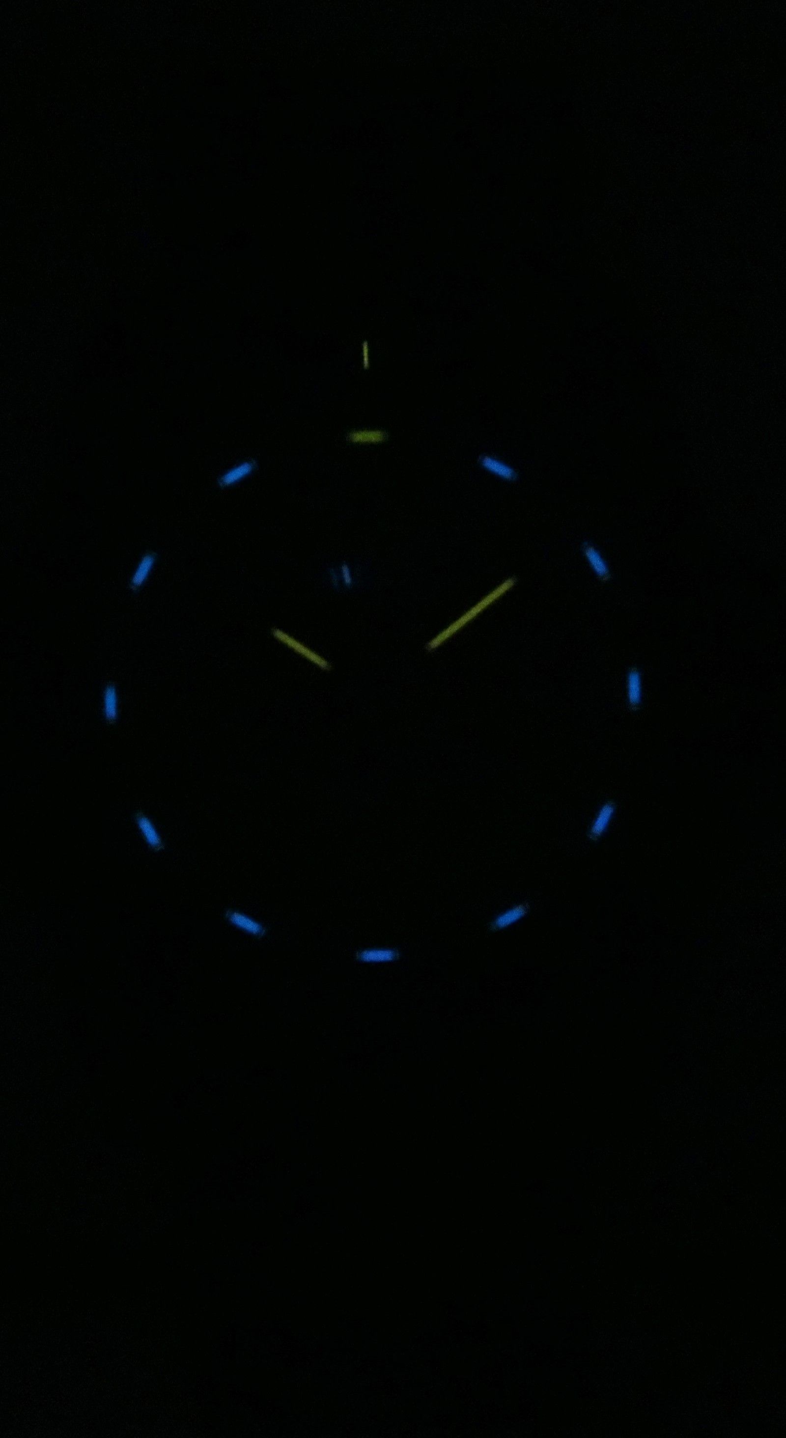 Luminox Navy SEAL Foundation Rubber Strap Green Dial Quartz Diver's XS.3517.NSF.SET 200M Men's Watch With Extra Strap